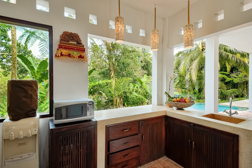 Villa Atas Awan
