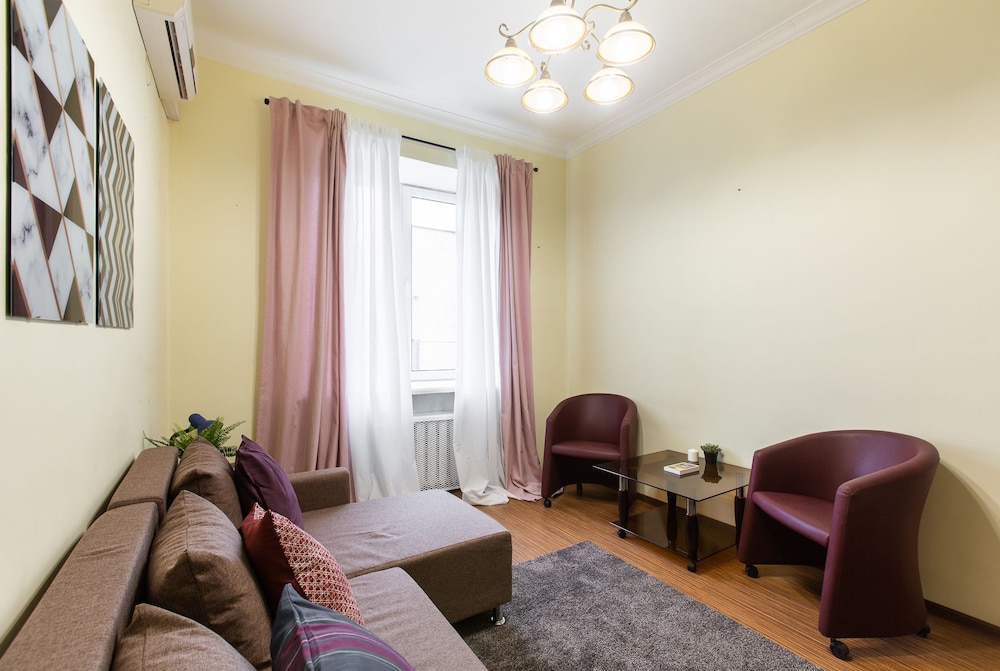 GoodAps Kutuzovskiy prospect 3 rooms