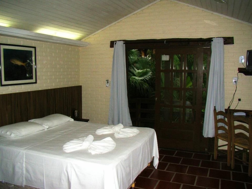 Pousada George's Village