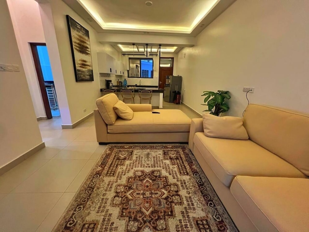 Nyali Beachfront Apartments Baobab waves