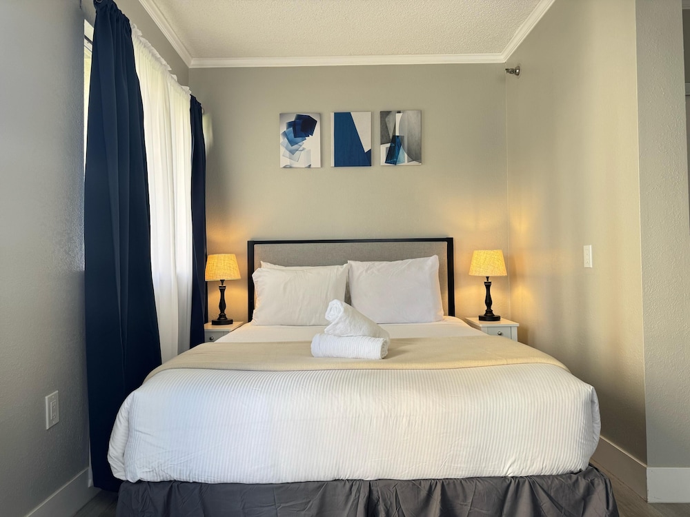 Enclave Swanky