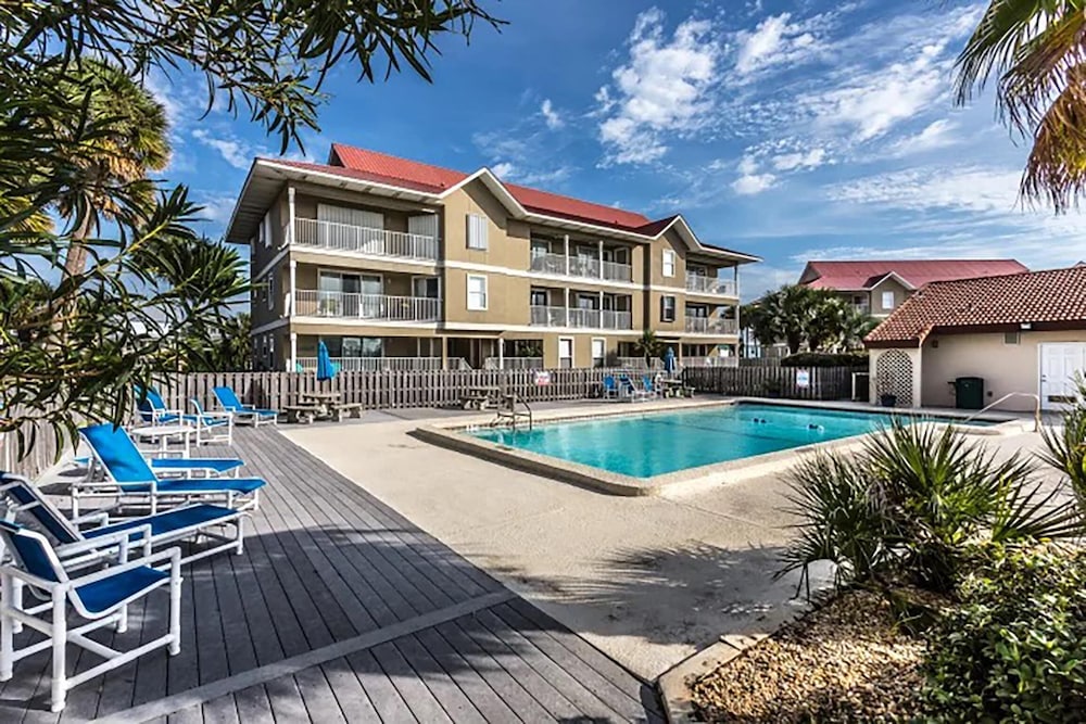 Sunset Harbor Palms 2-210 - Bayside Retreat