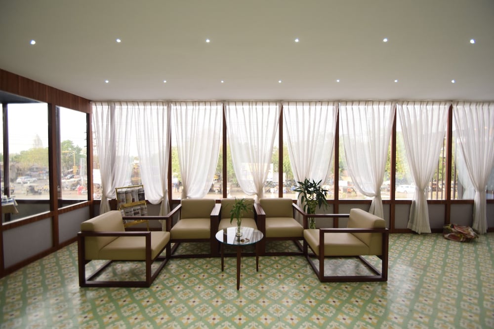 Rama Residency