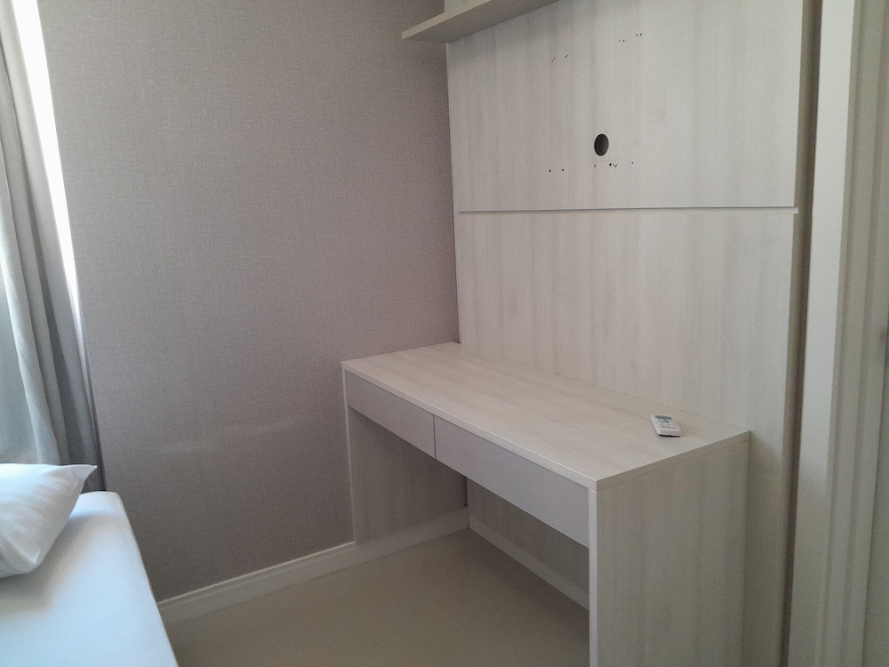 Apartment Sea View 500 m From the Beach Roo0401