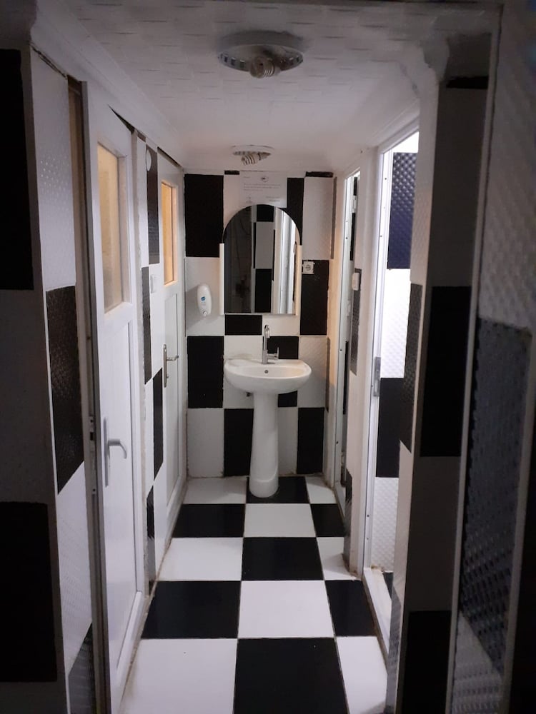 Avrasya Pansiyon - Image 25