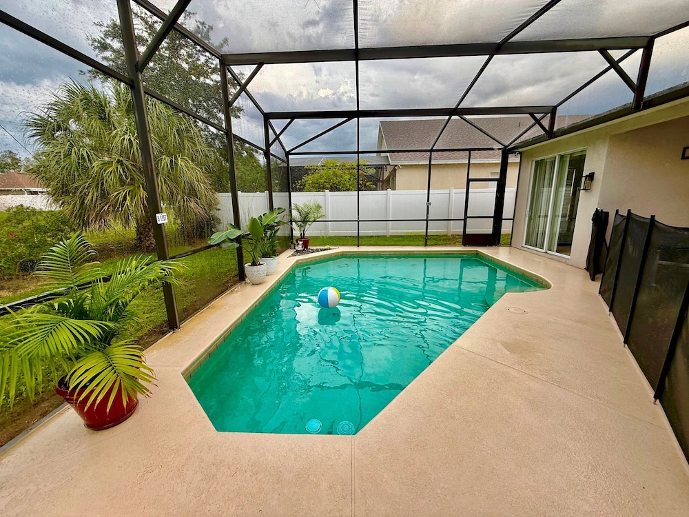 The Grand Village 4BR Pool Home Near Disney Parks