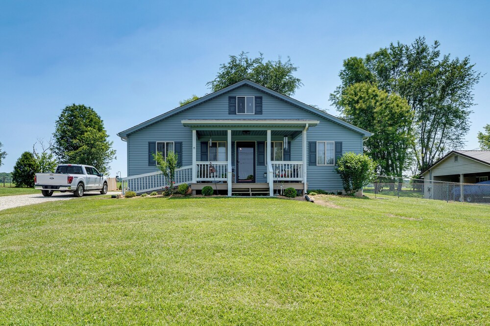 Near Lake Cumberland: Monticello Home w/ Gazebo!