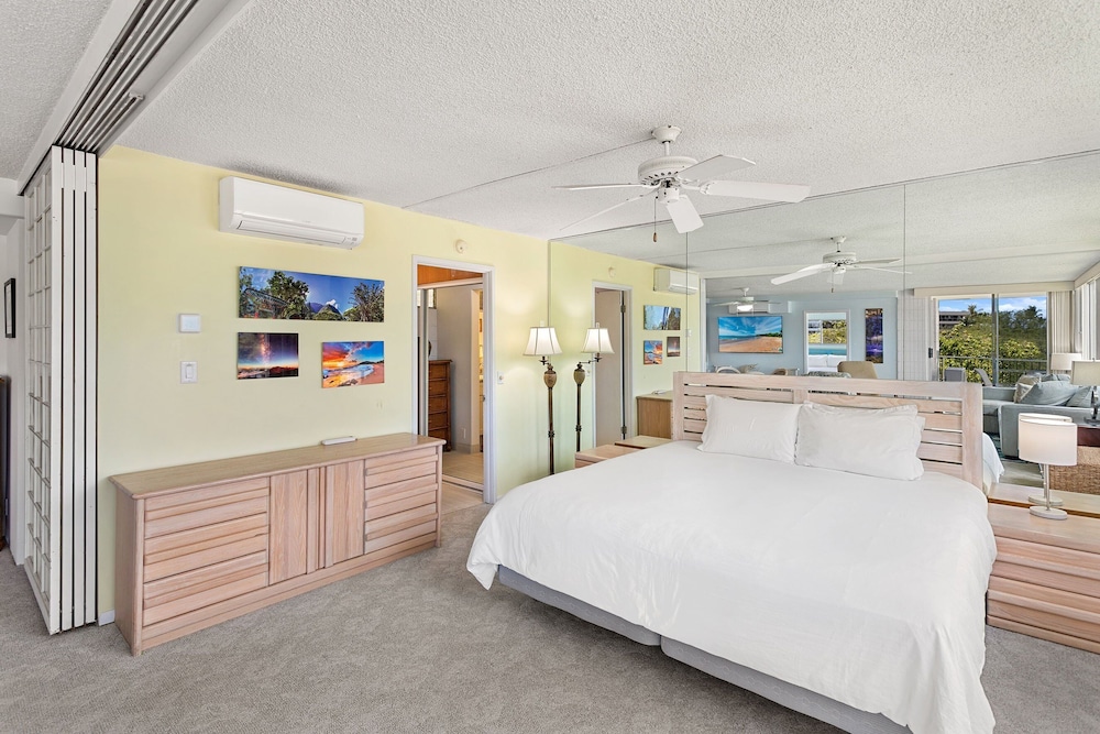Haleakala Shores A-301 - Golden Sand Beaches, Ocean Views, Sleeps 6, Split AC!
