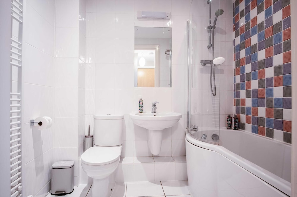 29 Rhodewood House - 2 Bedroom - Saundersfoot