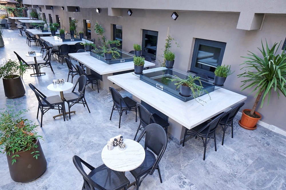 Livinton Otel - Image 41