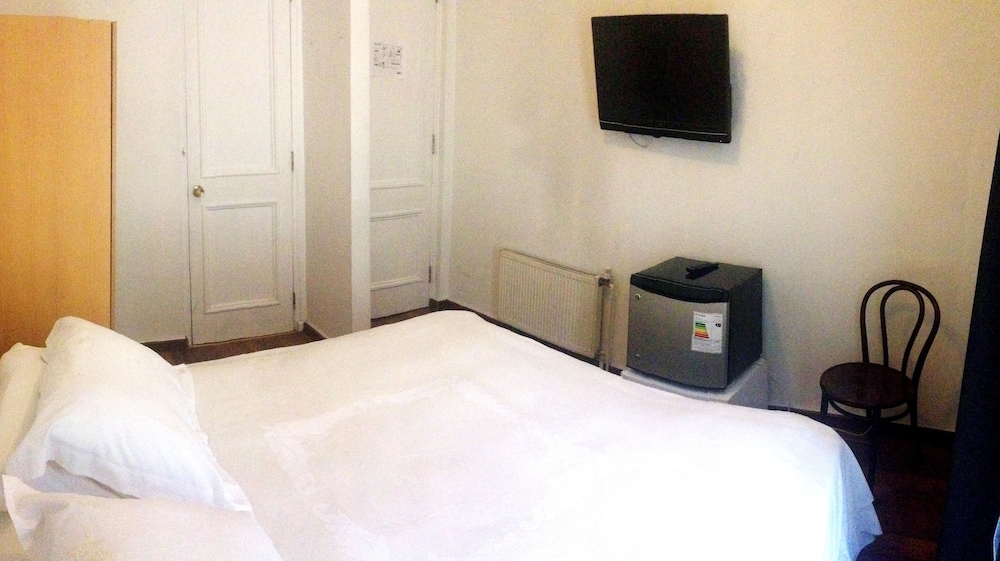 WE Hotel