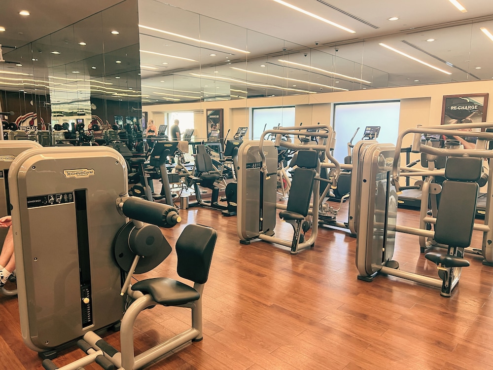 New Fairmont Residences by Propigo