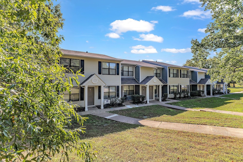 King 2BR Suite in Research Triangle Park