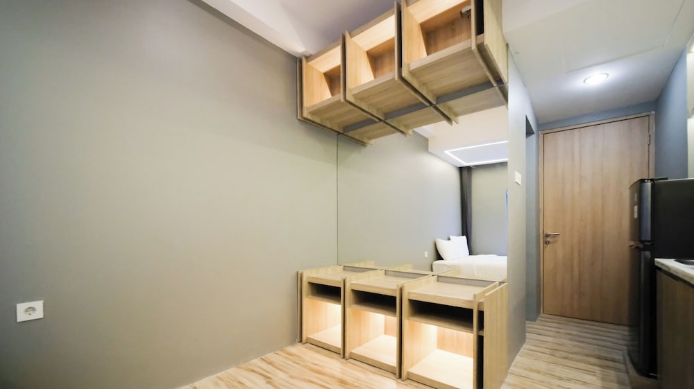 Homey And Warm Studio No Kitchen The City Square Surabaya Apartment