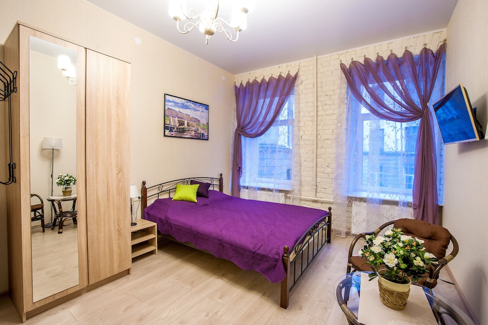 History Apartments