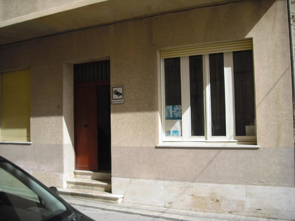 Almaran Bed & Breakfast