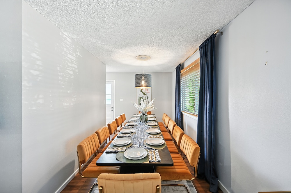 Family-friendly Arvada Getaway With Games Galore 4 Bedroom Home