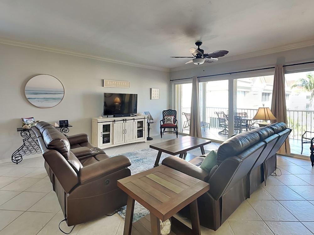 Bella Lago 241 by Distinctive Beach Rentals view 2