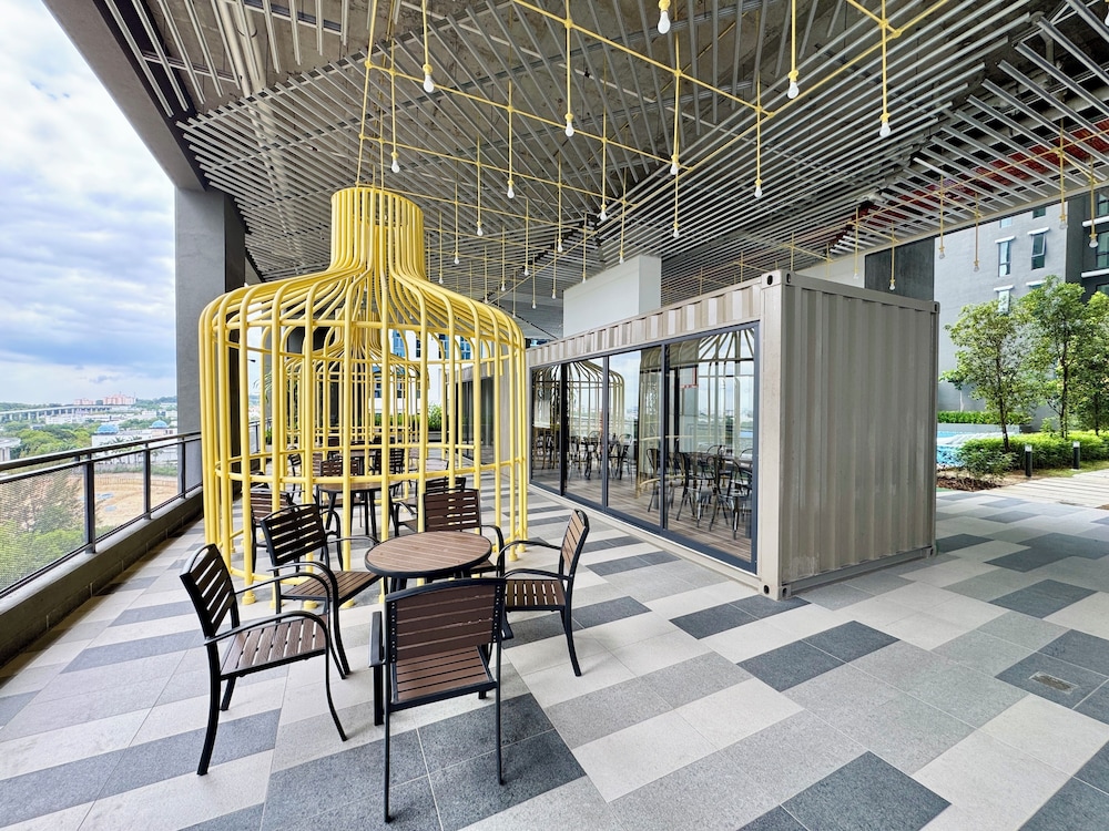 Alinea Suites