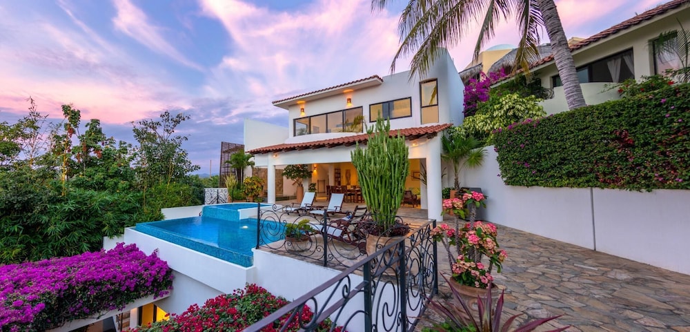 Vista Hermosa