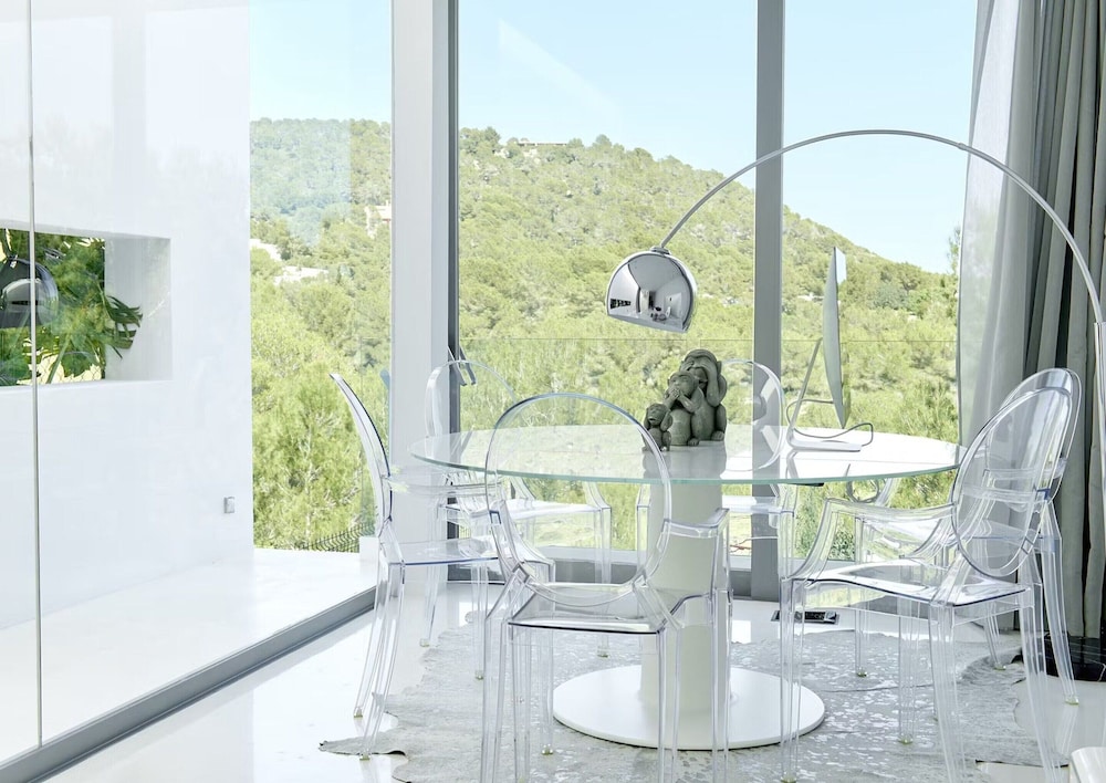 Stylish Villa Near Ibiza Town