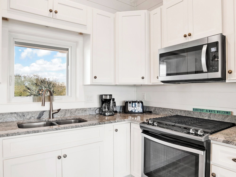 Barefeet Retreat by Southern Vacation Rentals