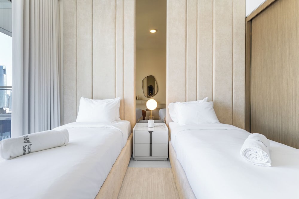 Designer 2BR Grand Bleu by Elie Saab