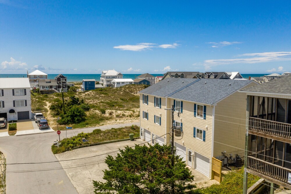 Barefoot Ventures 4 Bedroom Townhouse by RedAwning view 4