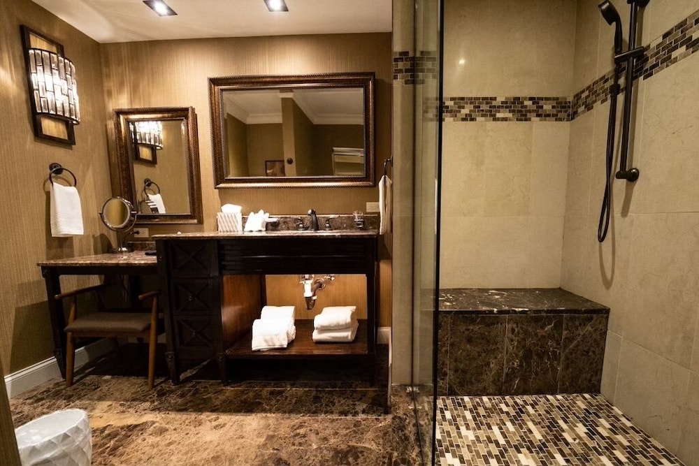 Buffalo Vacations - Curtiss Hotel, Ascend Hotel Collection - Property Image 6
