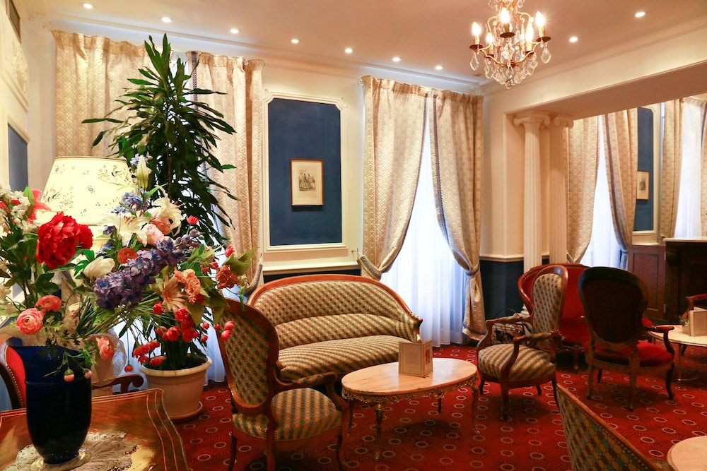 Bagneres-de-Luchon Vacations - Hotel d'Etigny - Property Image 11
