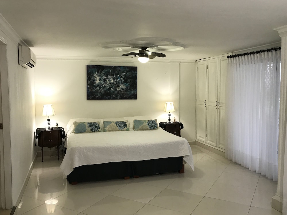 Apartamento de Lujo Vista al Mar