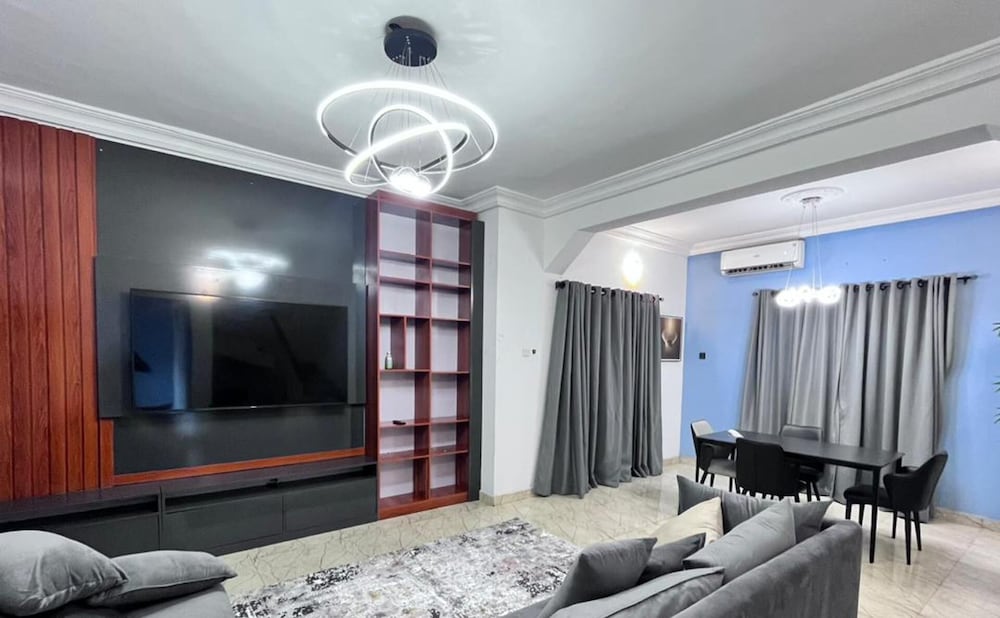 Port Harcourt Luxury Apartments, Fully Furnished view 5