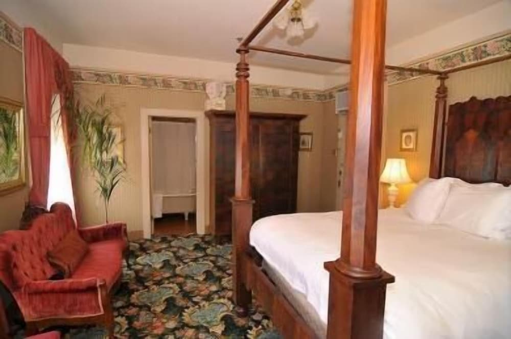 Atlantic Hotel