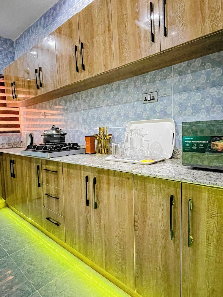 La Veda Manor Luxury Apartment