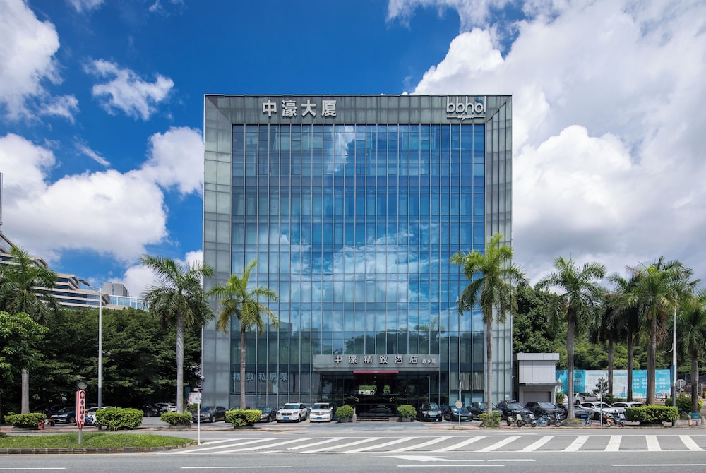 CNHOL RADIENT HOTEL