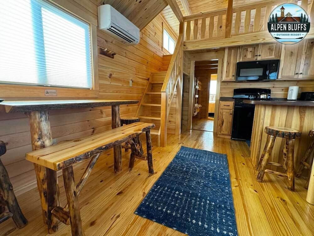 Alpen Bluffs Outdoor Resort