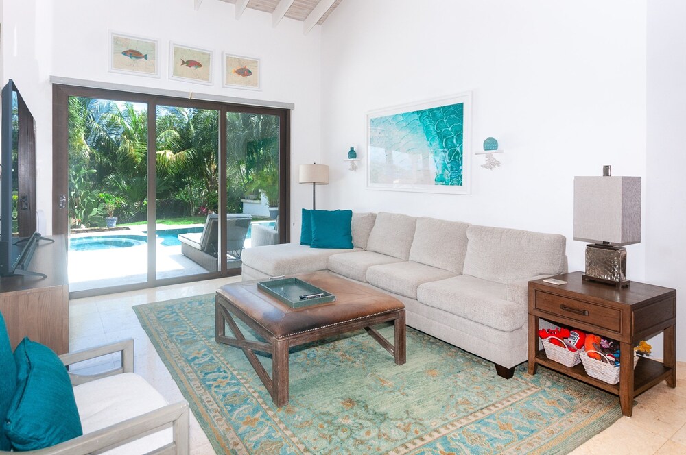 Pristine Bay 1316 2 Bedroom Home