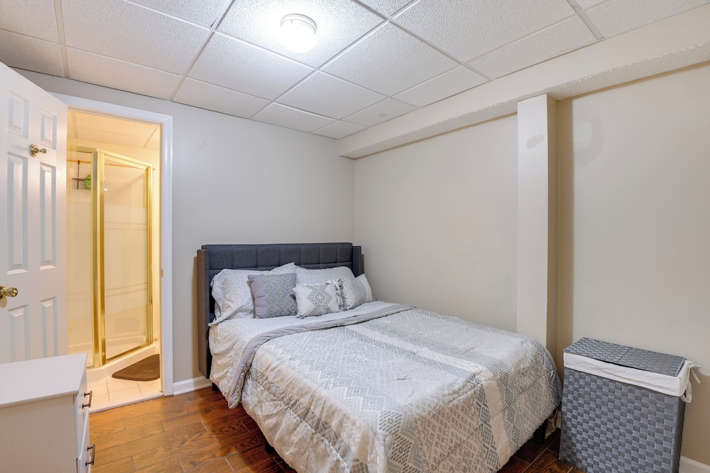 Cozy Apt in DC Suburbs: 4 Mi to Main St Laurel