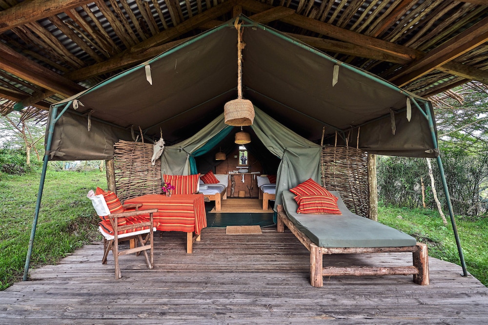 Nature Homes - Africa Amini Life