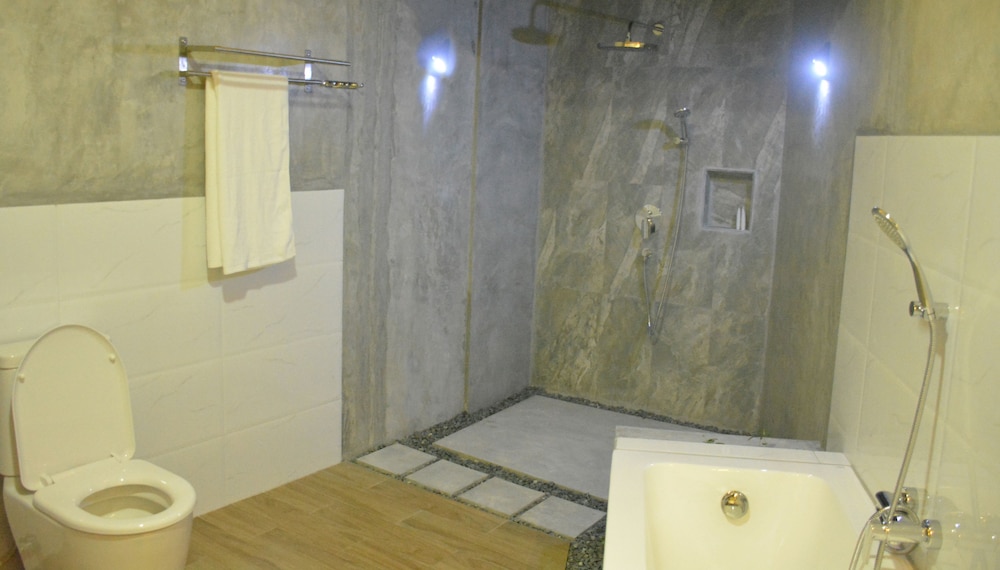 Equator Residence