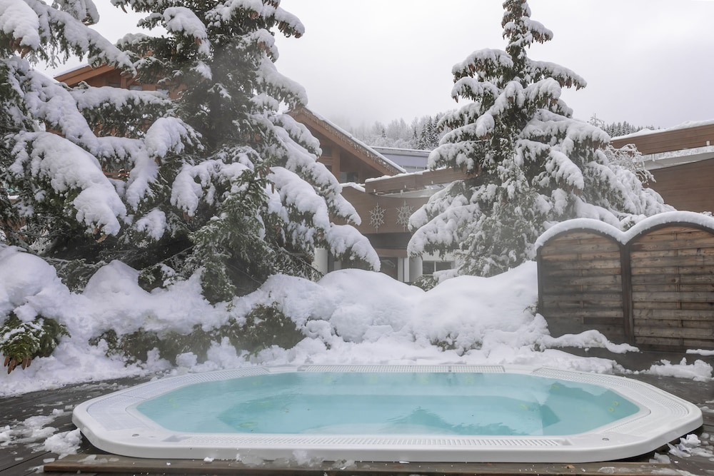 Les Allues Vacations - Hotel L'Eterlou - Property Image 6