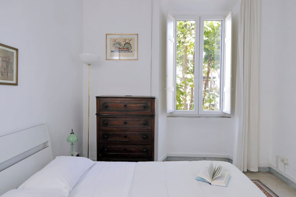 Cozy Merulana