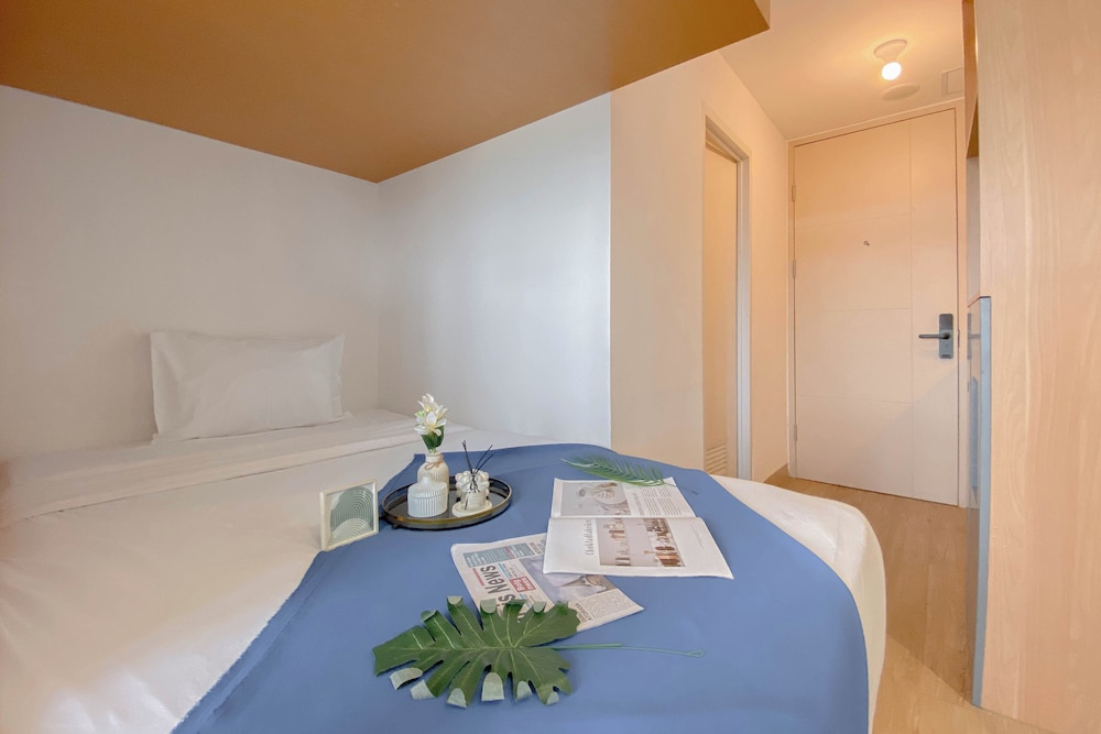 Simply Look and Restful Studio at Tokyo Riverside PIK 2 Apartment