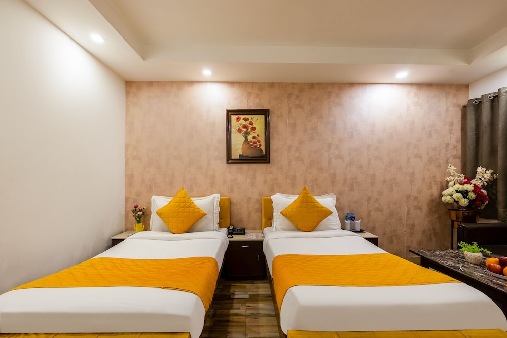Hotel Palazzo Inn Mansarovar Garden