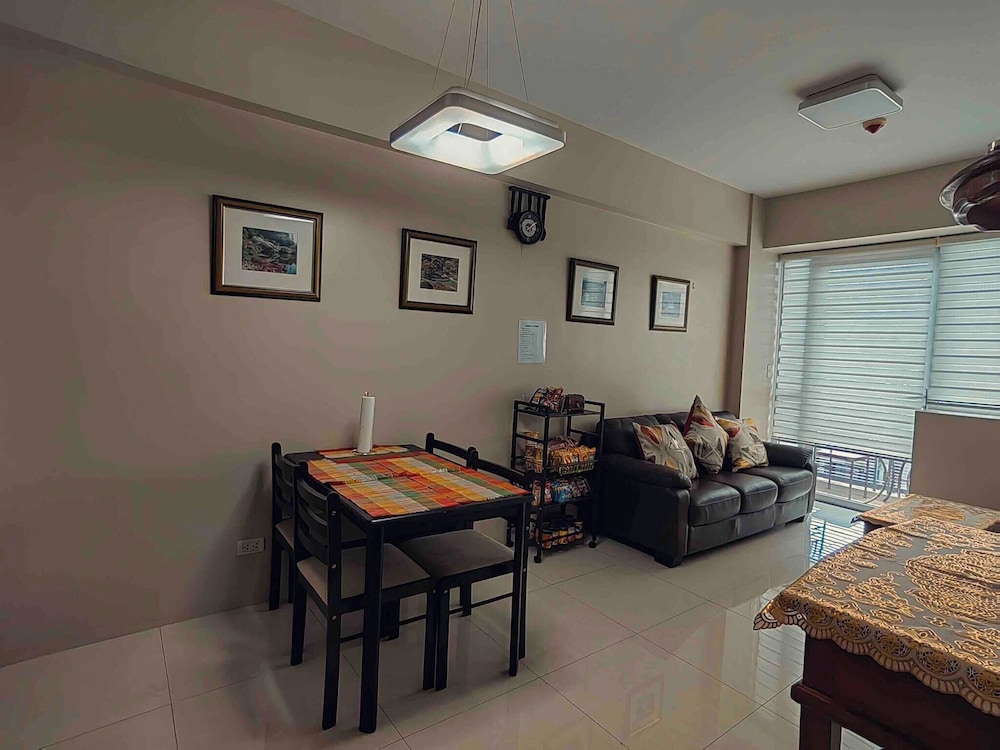 One Palm Tree Villas Condo