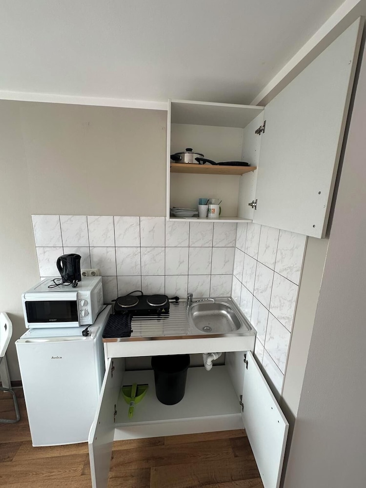 2-Rent Group Hostel Apartments HAN53