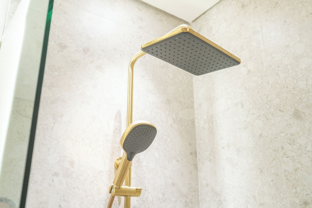 Czechin - Modern 1BHK Binghatti Amber