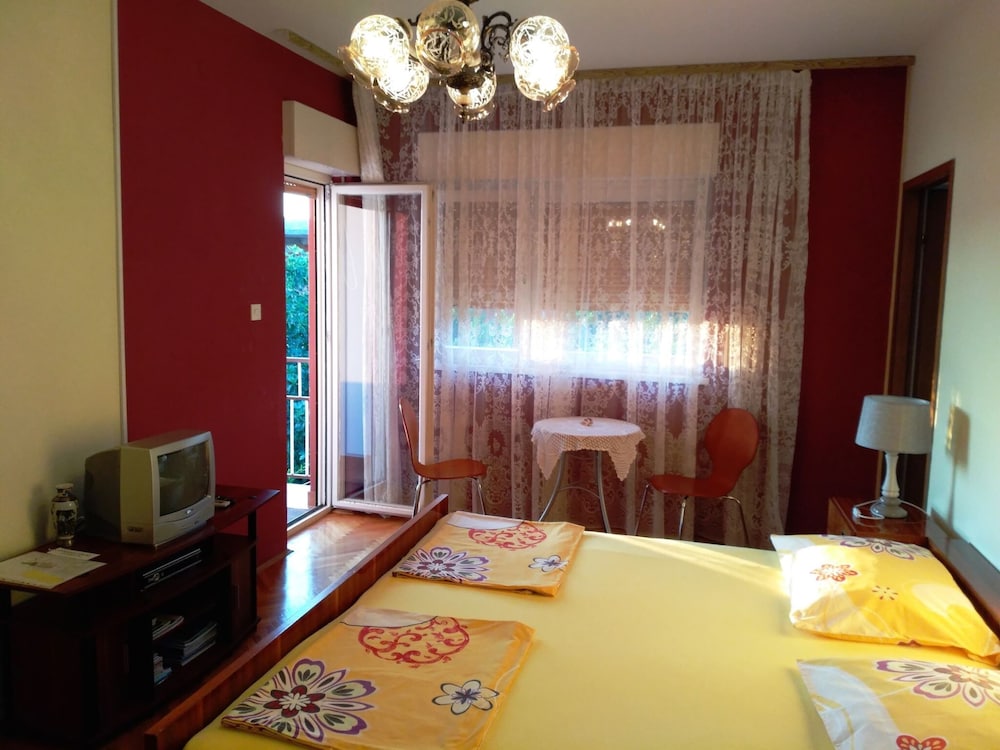 Coastal Comfort in Vinisce