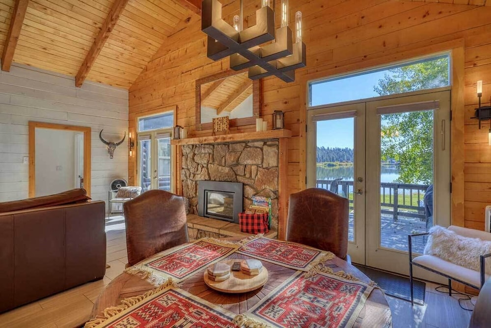 Pagosa Lakefront Home w/ Hot Tub, A/c, & Canoe! view 5