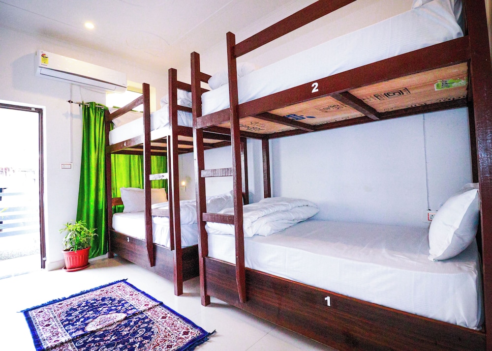 Manzil Hostel